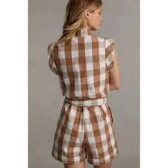 Whit Two brown and white gingham romper. Size medium. 100% cotton. - Picture 2 of 5